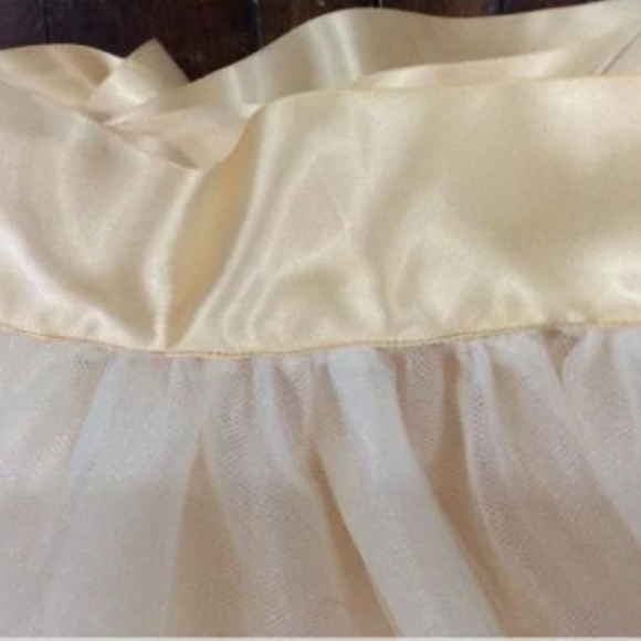 New tulle tutu table skirt for party many colors custom made 72" 2 yards 🎃👻 - Picture 10 of 13